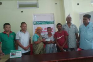 खोटाङको रतन्छाली कुलप्रसाद भट्टराई स्मृती कोषबाट आर्थिक सहयोग