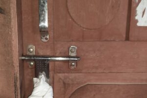 पथरी बहुमुखी क्याम्पसमा बिद्यार्थीले ताल्चा लगाए