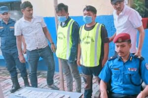 दुई राई नक्कली नोट सहित पक्राउ