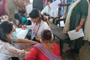 इटहरी १० मा नोवेलको नि:शुल्क स्वास्थ्य शिविर सम्पन्न