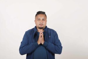 निलम बस्नेत वाणिज्य सचिव पदमा भोट माग्दै