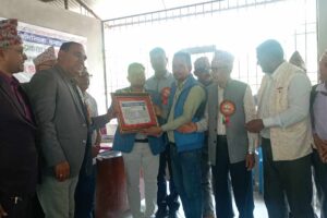 तिमिल्सिना समाजद्वारा खोजकर्ता दीपेन्द्रराज सम्मानित