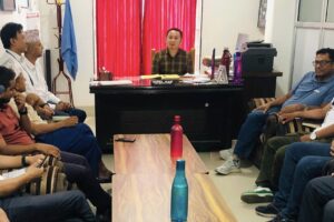 कर्मचारी एक भएर लाग्न आग्रह