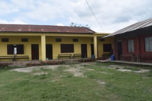 विद्यालय चलाउनका लागि तिहारमा देउसी खेलेका छौंः प्रधानाध्यापक धिमाल