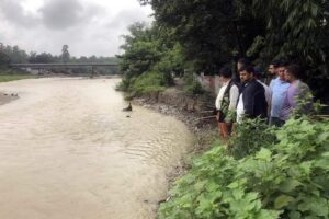 डाँस खोलाले पुर्याएको क्षतिको अनुगमन